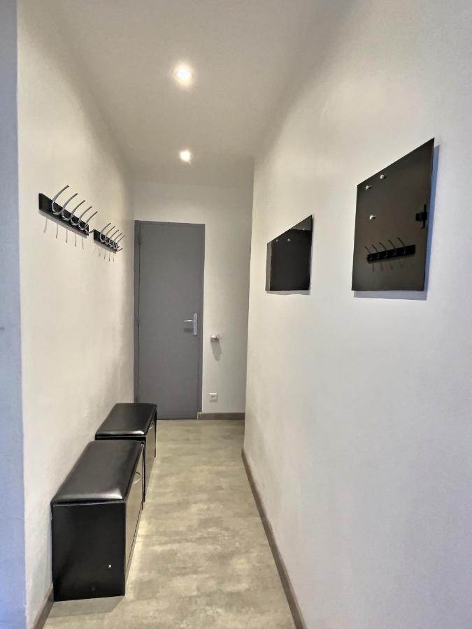 "Magic Red" De Miss.K Conciergerie Apartment Mâcon Екстериор снимка