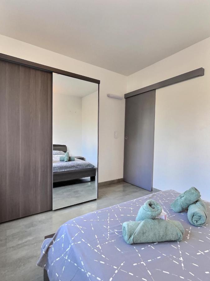 "Magic Red" De Miss.K Conciergerie Apartment Mâcon Екстериор снимка